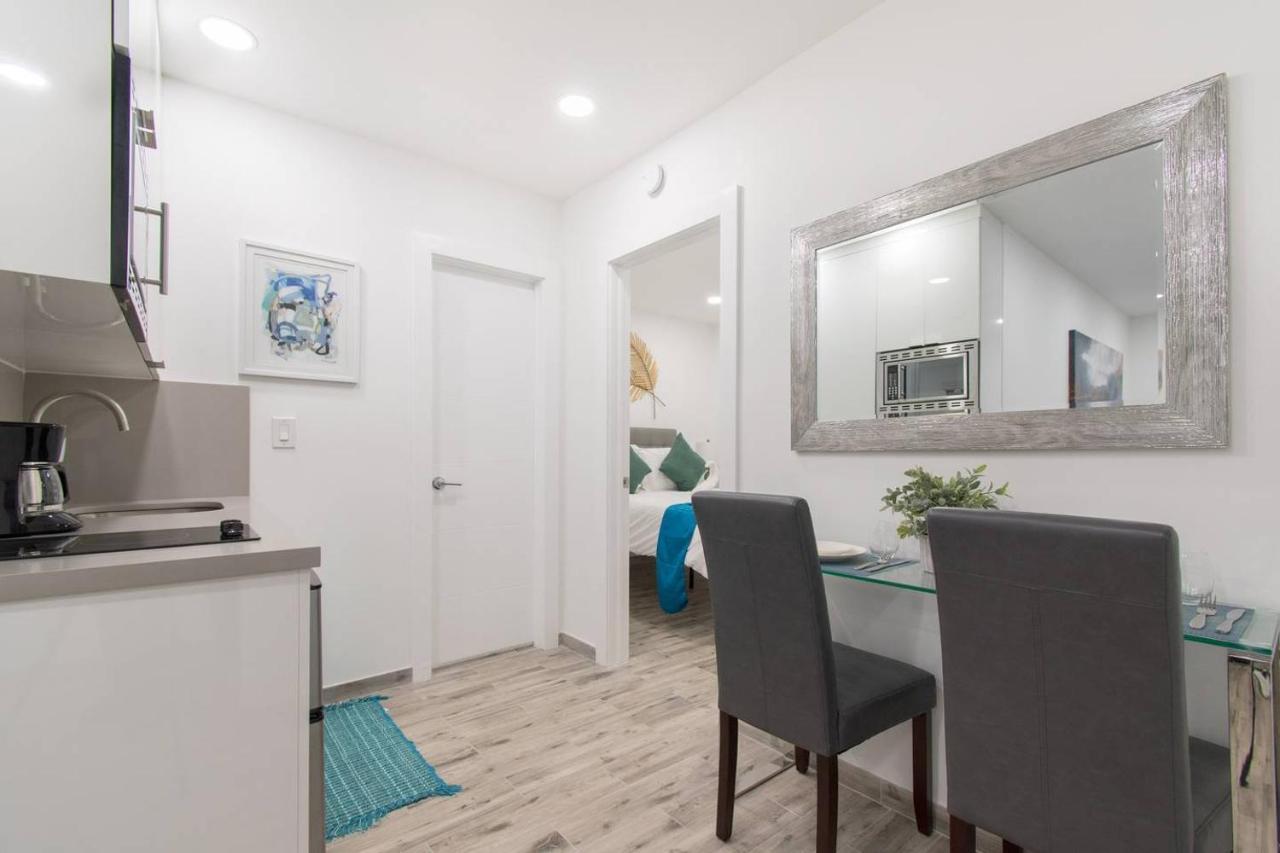 Newly Renovated 1 Bedroom Apt Designer Unit # 3 Данія-Біч Екстер'єр фото